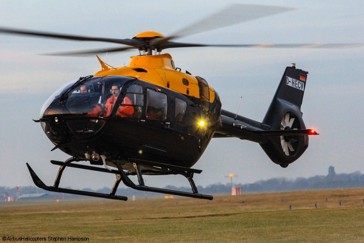 G-CJIW: First H135 for UKMFTS lands in UK